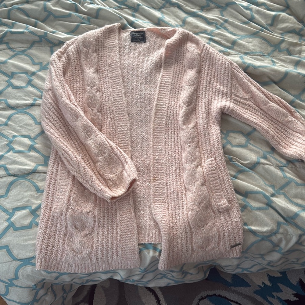 Abercrombie women’s medium pink cardigan